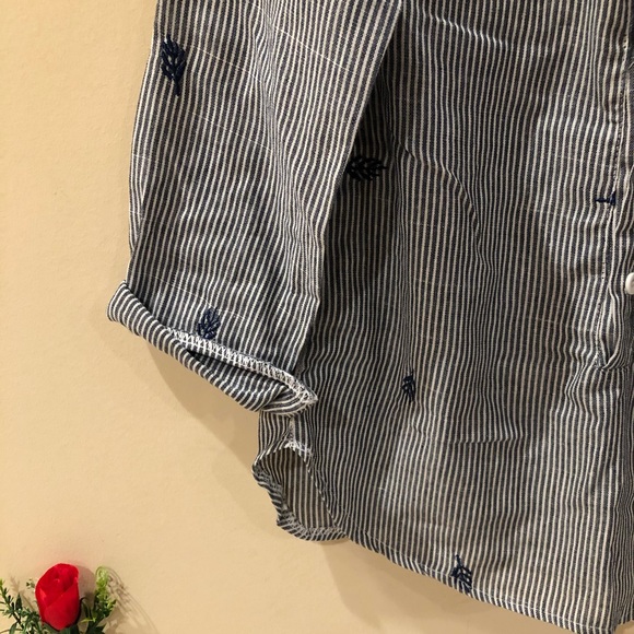 Stand Collar Blouse - Picture 3 of 6